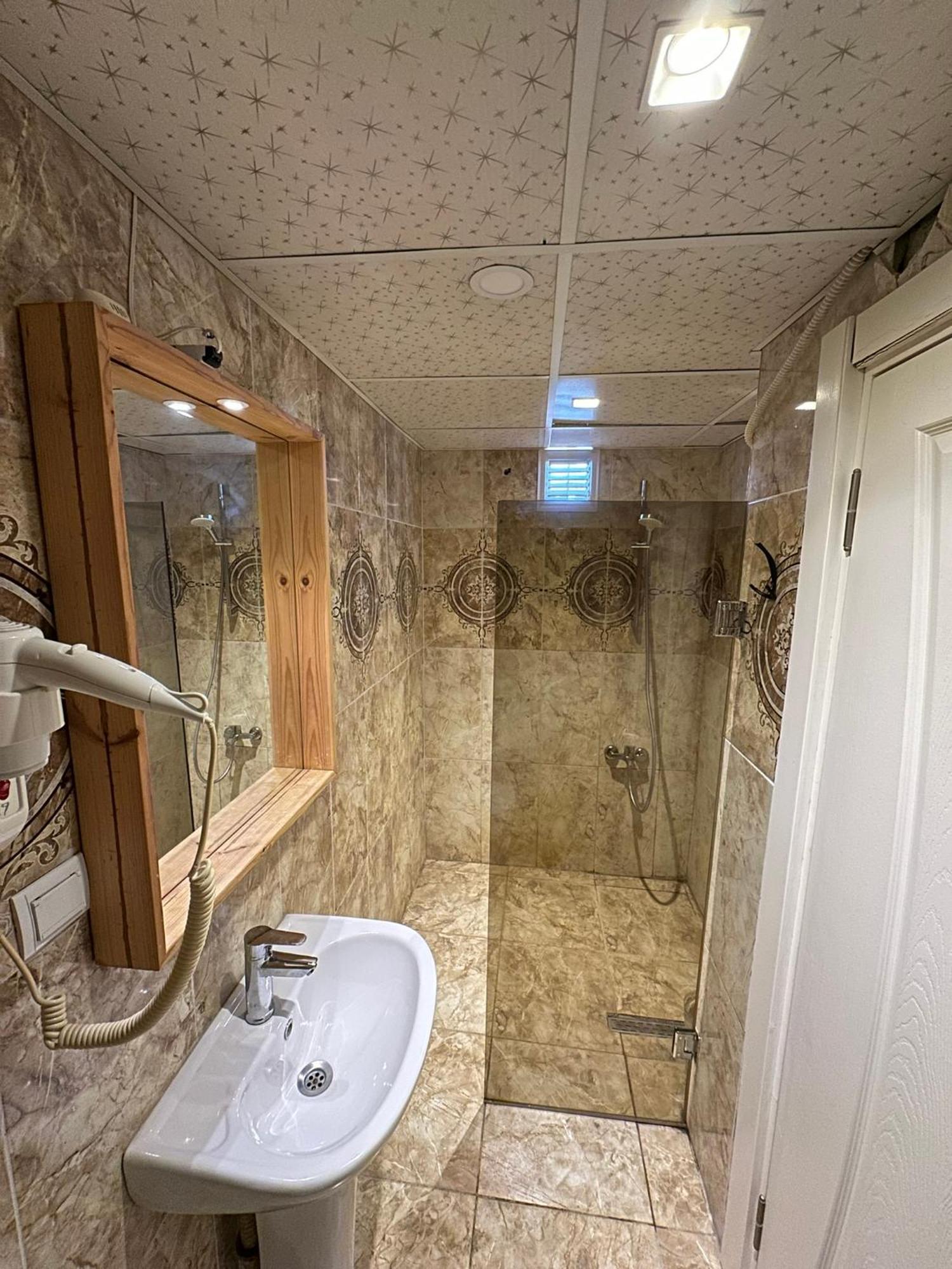 Alyans Hotel 2*
